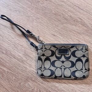 Coach Vintage Y2K Signature Jacquard Wristlet Pouch/Wallet - Black/Gray